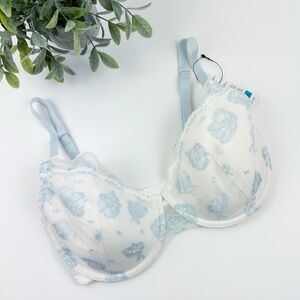 Skarlett Blue White and Blue Lace Amour Bra Size 32DDD